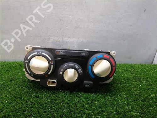 Used Climate control NISSAN MICRA III (K12) 1.2 16V (80 hp) 32332570