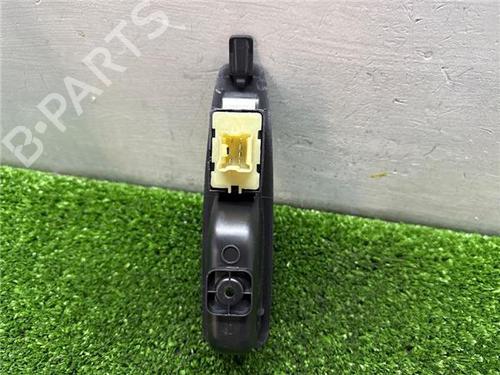 Right rear window switch RENAULT CAPTUR I (J5_, H5_) 1.5 dCi 90 (J5N4, J5M5, J5MW, J5M6, J5AL, J5AJ) | BP31901797I28