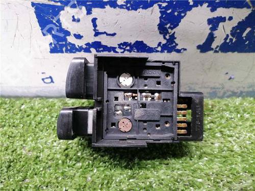 Warning switch TOYOTA COROLLA (_E12_) 1.4 VVT-i (ZZE120_, ZZE120R) | BP31900457I22