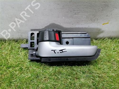 Poignée intérieure arrière gauche SUZUKI SX4 Saloon (GY, RW) 1.6 (RW416) (120 hp) 31911435