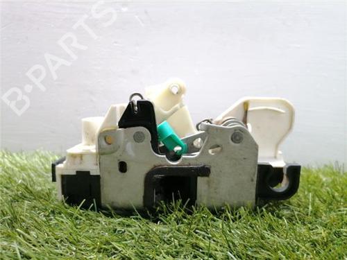 Used Front left lock Front left lock DODGE CALIBER 2.0 CRD (140 hp) 33477897 33477897