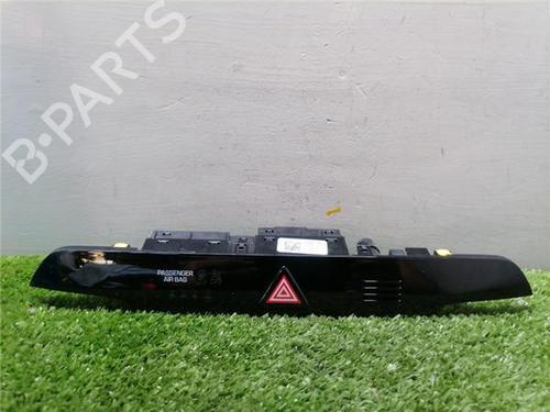 warning-switch-hyundai-tucson-nx4e-nx4a-2020-31901288 main image