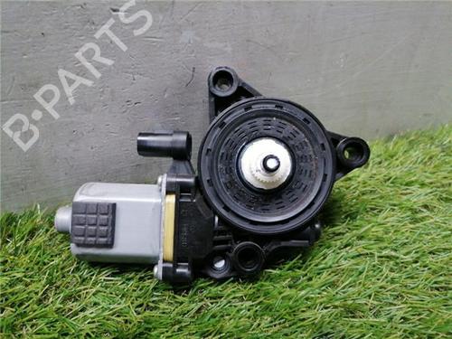 Used Right rear window motor KIA SPORTAGE IV (QL, QLE) 1.7 CRDi (116 hp) 32768285