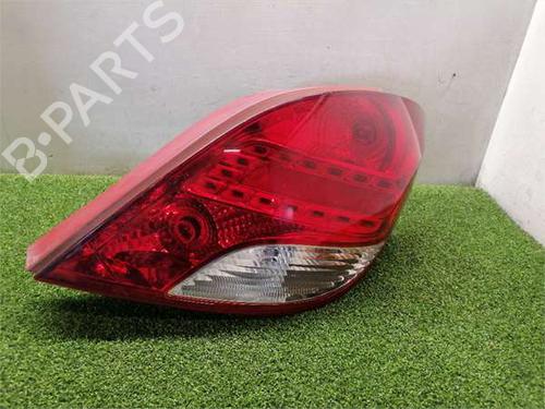 Used Right taillight Right taillight 39061015 39061015