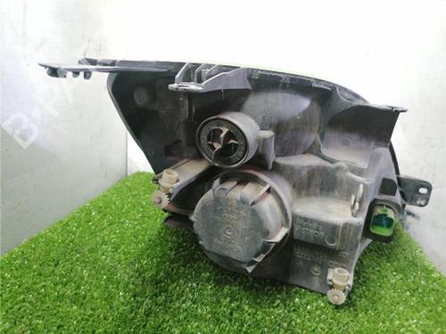 Left headlight FORD FIESTA V (JH_, JD_) 1.4 TDCi | BP32332533C28