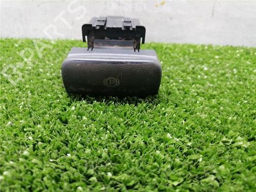 Used Electric handbrake PEUGEOT 5008 (0U_, 0E_) 2.0 HDi 150 / BlueHDi 150 (150 hp) 32511155