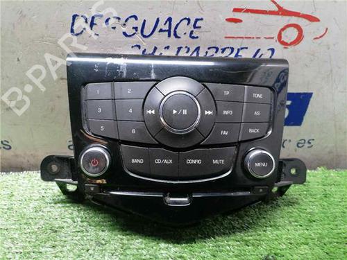 Autoradio CHEVROLET CRUZE (J300) 1.6 (113 hp) 31899179