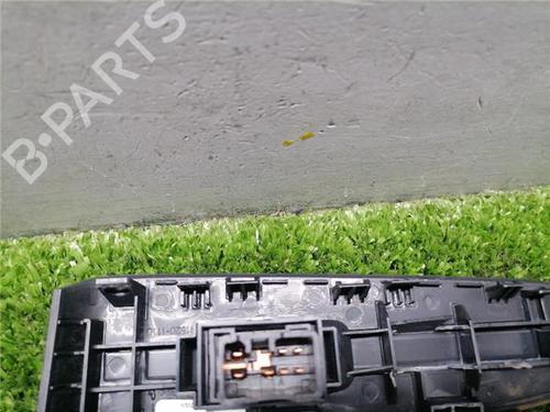 Left rear window switch KIA SPORTAGE III (SL) 1.7 CRDi | BP34333405I29 - Image 3