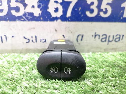 Commutateur DAEWOO LEGANZA (KLAV) 2.0 16V (133 hp) 31898203