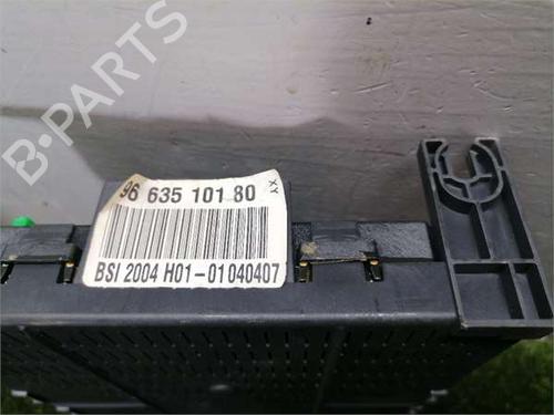 Fuse box CITROËN C4 I (LC_) 2.0 HDi | BP37226260E1 - Image 3