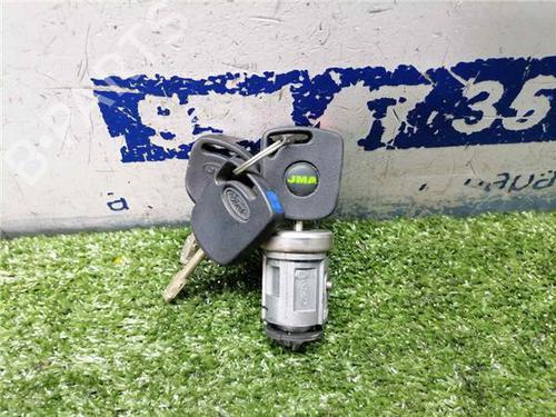 Used Switch FORD FIESTA V (JH_, JD_) 1.6 TDCi (90 hp) 31900527