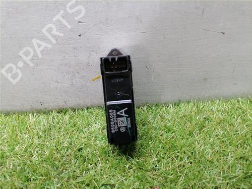 Right rear window switch MITSUBISHI LANCER VIII (CY_A, CZ_A) 2.0 DI-D (CY8A) | BP31901652I28