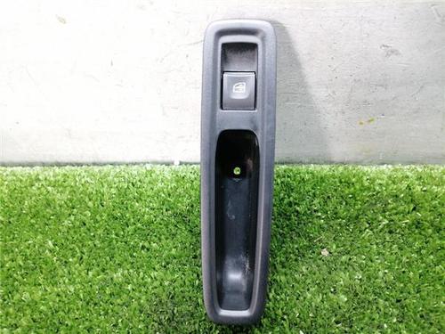 Used Left rear window switch Left rear window switch DACIA SANDERO III 1.0 TCe LPG (91 hp) 33947782 33947782