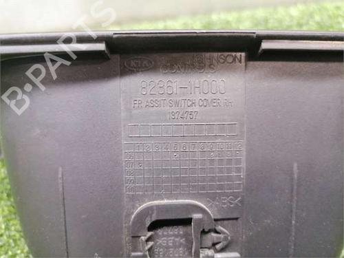 Right front window switch KIA CEE'D Hatchback (ED) 1.6 CRDi 115 | BP38608649I26 - Image 4