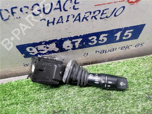 switch-chevrolet-captiva-c100-c140-2006-31898866 main image