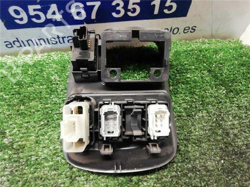 Switch RENAULT ESPACE IV (JK0/1_) 2.0 dCi (JK02, JK03) | BP31896758I30