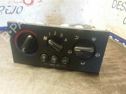 climate-control-vauxhall-meriva-a-x03-2003-2004-2005-2006-2007-2008-2009-2010-31895632 main image