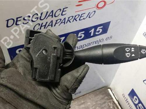 Used Switch FORD FIESTA V (JH_, JD_) 1.4 16V (80 hp) 31894949