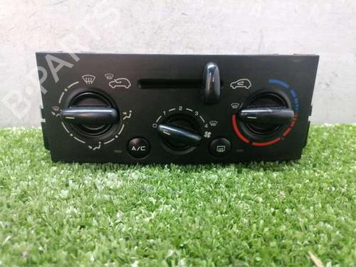 Used Climate control Climate control PEUGEOT 207 (WA_, WC_) 1.4 (73 hp) 35887659 35887659