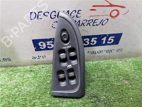 Interrupteur de vitre avant gauche CHRYSLER 300M (LR) 3.5 V6 24V (254 hp) 31898385