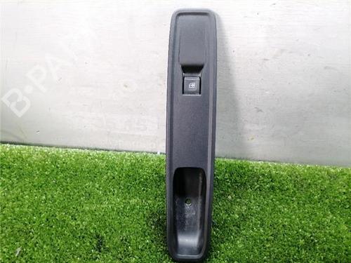 Used Right front window switch Right front window switch DACIA SANDERO III 1.0 TCe LPG (91 hp) 33947767 33947767