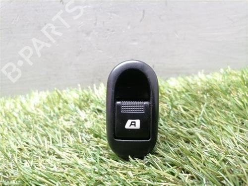 Used Right front window switch Right front window switch 36819658 36819658