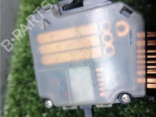 Switch HYUNDAI SANTA FÉ II SUV Van (CM) CRDi 4x4 | BP32012660I30 