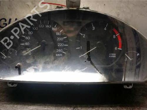 Used Instrument cluster MITSUBISHI CARISMA Saloon (DA_) 1.9 DI-D (DA5A) (102 hp) 31895064
