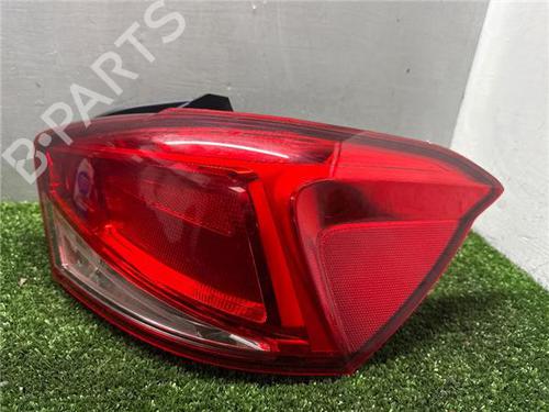 Right taillight SEAT IBIZA V (KJ1, KJG) 1.0 MPi | BP32432110C35
