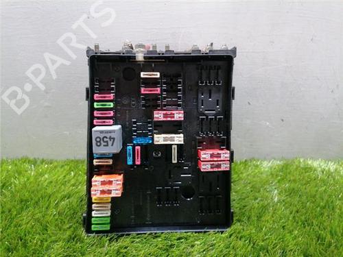 Used Fuse box Fuse box SEAT TOLEDO III (5P2) 2.0 TDI 16V (140 hp) 33478126 33478126