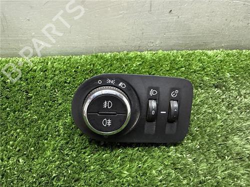 Used Switch Switch OPEL CORSA D (S07) 1.3 CDTI (L08, L68) (75 hp) 35747250 35747250