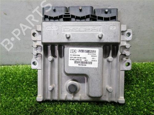 Used Electronic module Electronic module PEUGEOT 5008 (0U_, 0E_) 2.0 HDi 150 / BlueHDi 150 (150 hp) 33969946 33969946