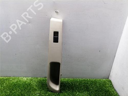 Used Right front window switch Right front window switch NISSAN MICRA III (K12) 1.2 16V (80 hp) 33415702 33415702