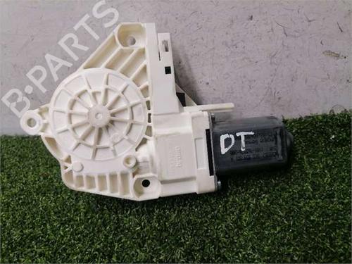 left-front-window-motor-audi-a4-b8-8k2-2007-2008-2009-2010-2011-2012-2013-2014-2015-2016-2017-39659432 main image