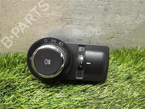 Kombi Kontakt / Stilkkontakt Kombi Kontakt / Stilkkontakt CHEVROLET AVEO Hatchback (T300) 1.3 D (95 hp) 36028071 36028071