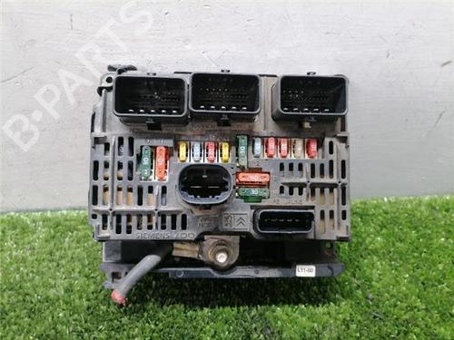 Sicherungskasten für PEUGEOT 607 (9D, 9U) 2.2 HDi (133 hp) 32004881