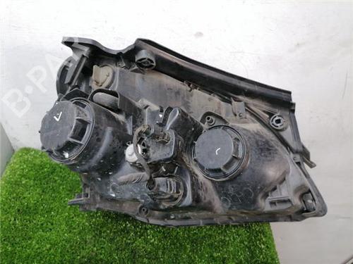 Left headlight KIA CARENS III MPV (UN) 2.0 CRDi 140 | BP33808150C28 - Image 3