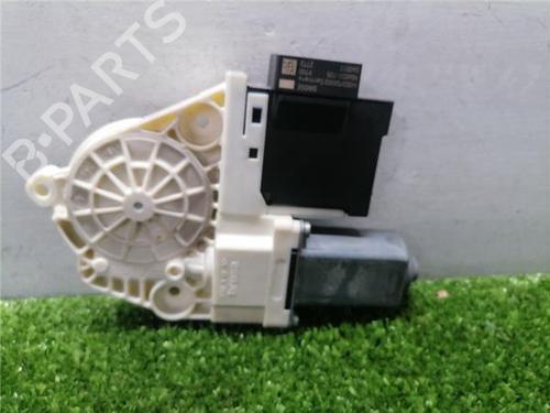 Used Left front window motor Left front window motor SEAT IBIZA III (6L1) 1.4 TDI (70 hp) 33679283 33679283