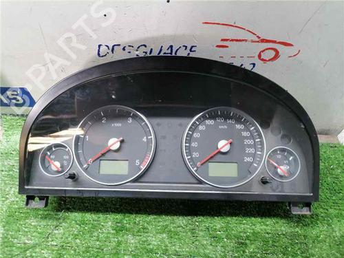 Used Instrument cluster FORD MONDEO III (B5Y) 2.0 16V TDDi / TDCi (115 hp) 31899578