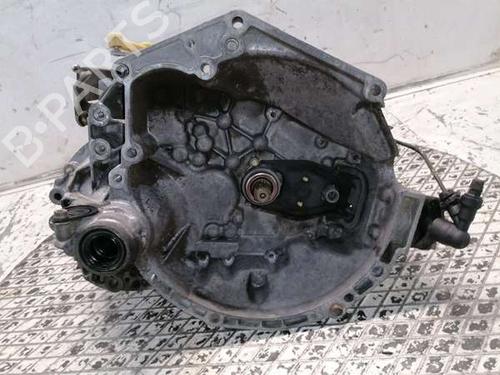 Used Gearbox Gearbox CITROËN C4 I (LC_) 1.4 16V (88 hp) 35887642 35887642