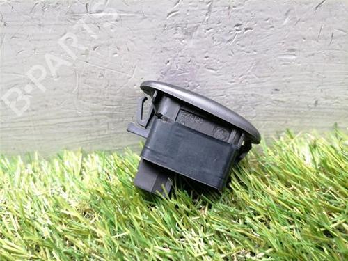 Right front window switch PEUGEOT 1007 (KM_) 1.4 HDi | BP36819658I26 - Image 3