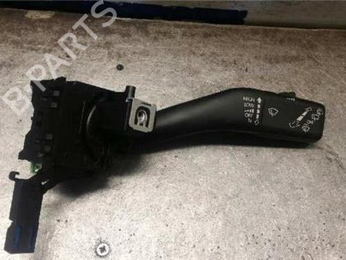 Used Switch SEAT LEON (1P1) 1.9 TDI (105 hp) 31895760