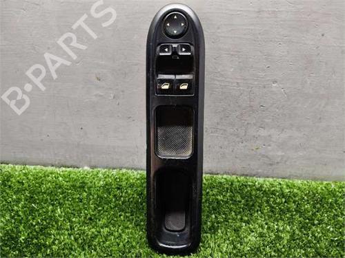 Used Left front window switch Left front window switch PEUGEOT 407 (6D_) 1.6 HDi 110 (6D9HZC, 6D9HYC) (109 hp) 35269773 35269773