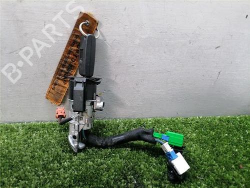 Interruttore PEUGEOT 607 (9D, 9U) 2.2 HDi (133 hp) 32004893