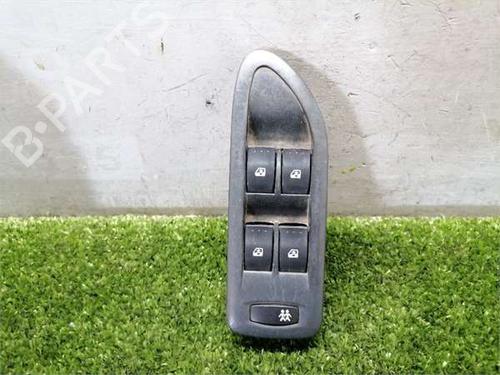 Used Left front window switch Left front window switch RENAULT LAGUNA II Grandtour (KG0/1_) 1.9 dCi (KG0G) (120 hp) 36453142 36453142