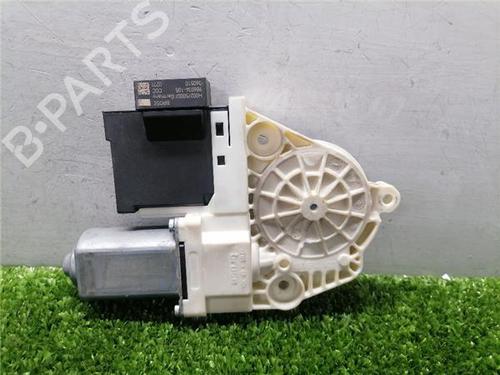 Used Right front window motor Right front window motor SEAT IBIZA III (6L1) 1.4 TDI (70 hp) 33679282 33679282