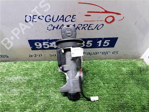 switch-nissan-primera-p12-2002-31898229 main image