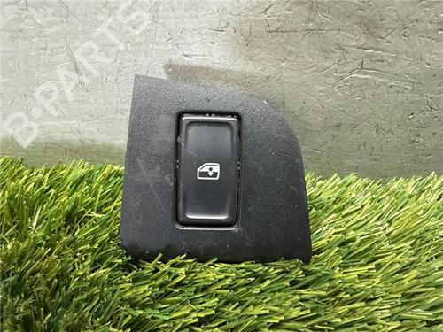 left-rear-window-switch-skoda-octavia-iii-combi-5e5-5e6-2012-2013-2014-2015-2016-2017-2018-2019-2020-33478103 main image