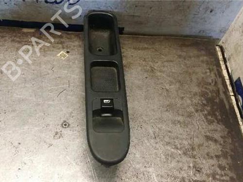 Used Right front window switch Right front window switch 31895707 31895707