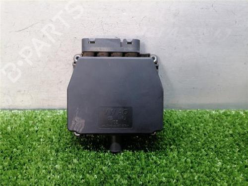 Used Electronic sensor Electronic sensor SEAT IBIZA III (6L1) 1.9 TDI (100 hp) 33562041 33562041